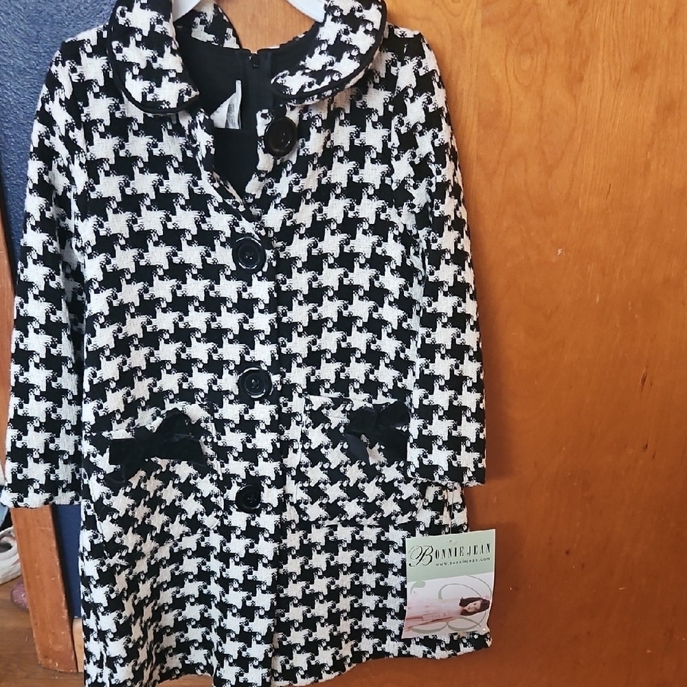 Black and White Houndstooth Coat